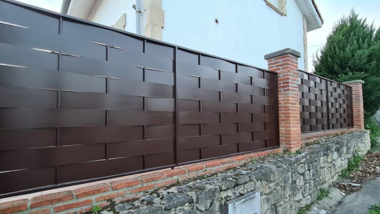 Cerramientos con estilo: seguridad y diseño en los límites del jardín